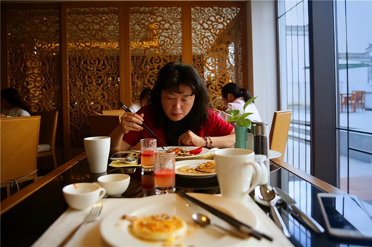 探秘秀丽山水,探秘黄山村