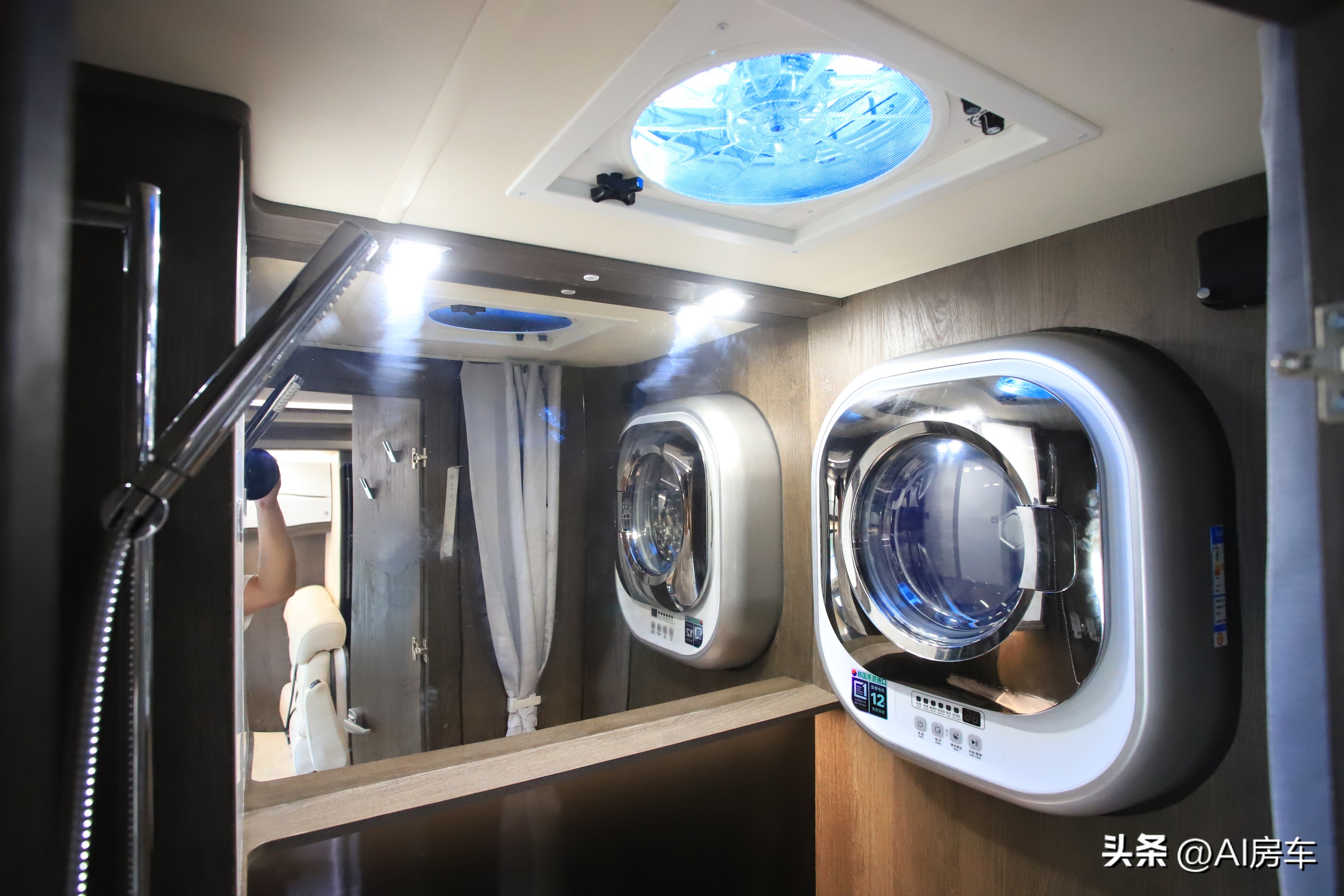 超豪华的房车图片大全,国产豪华房车内部图片