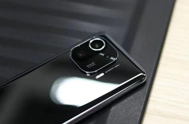 iphone13与小米13测评,iphone13pro与小米13选哪个好