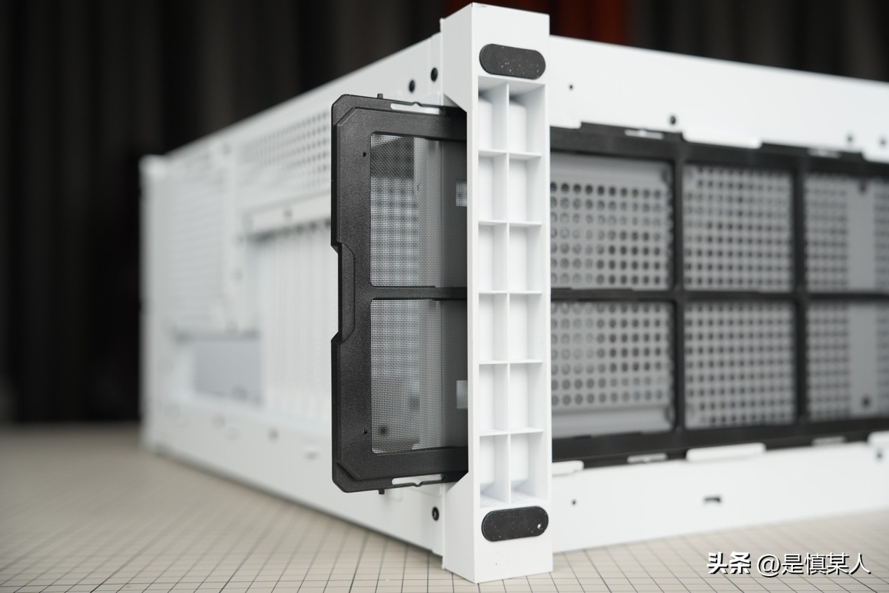 鑫谷昆仑御风机箱评测,鑫谷冰霜360argb冰山版水冷