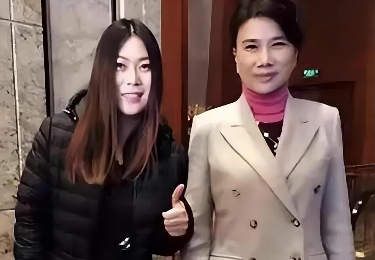 西单女孩全部视频,西单女孩纽约时代广场