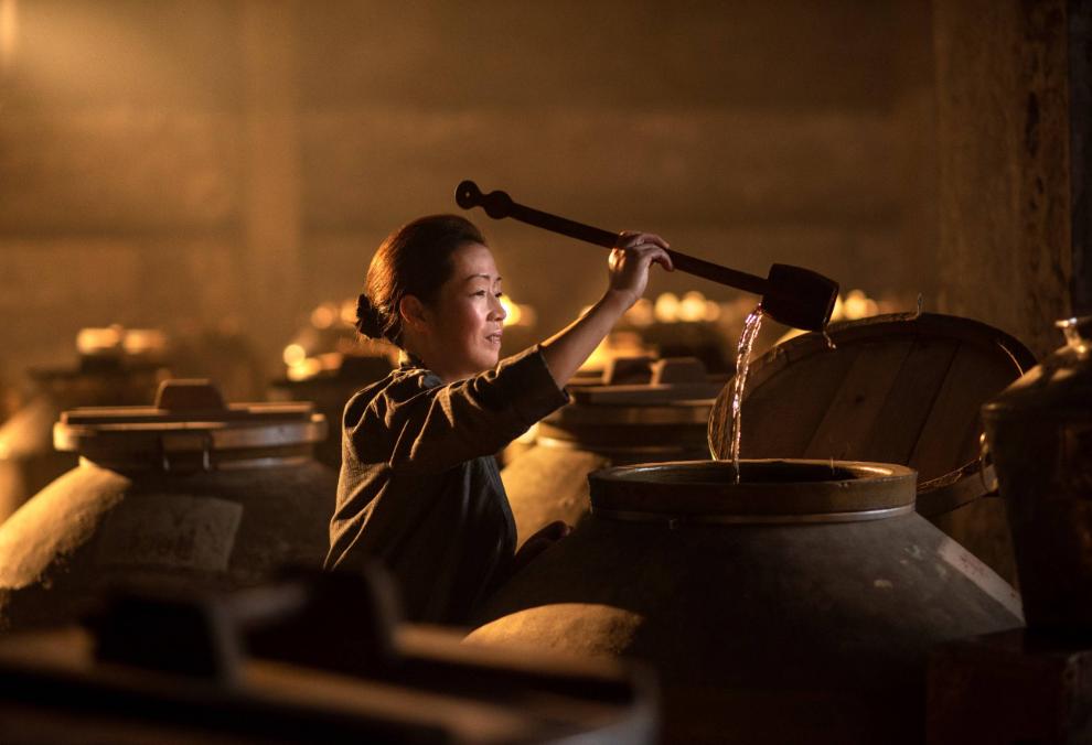 既不见冒烟也闻不到酒糟的酒厂,纯粮酒与纯粮酒有区别吗