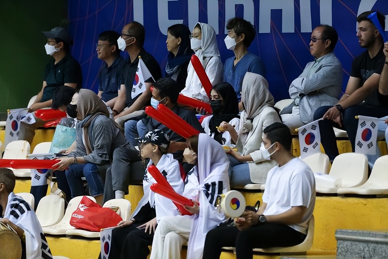 2020-2021韩国男排,1981年中国男排对韩国男排