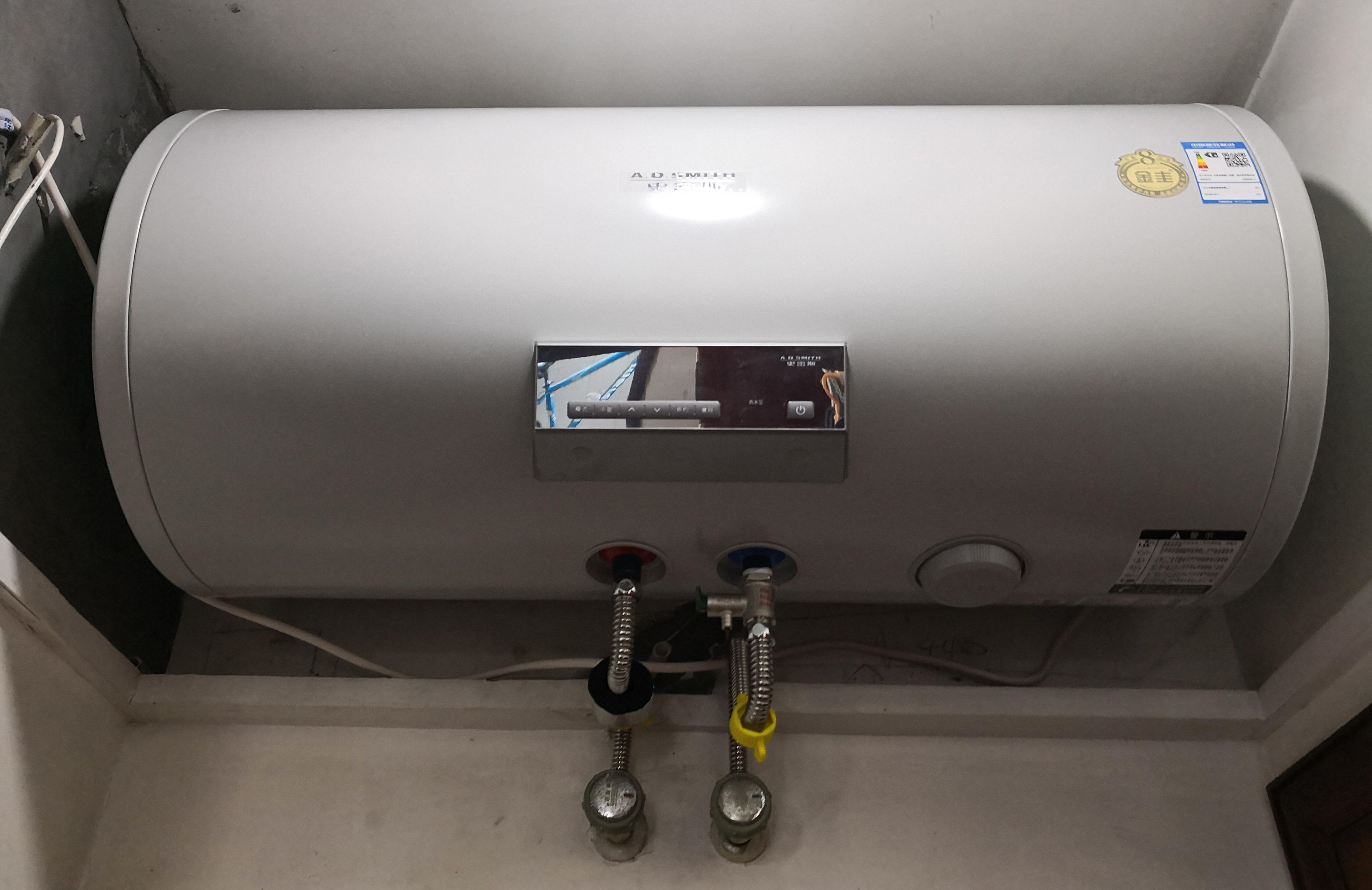 买电热水器，别只看价格，3个基础项，2个加分项，符合的能随便买