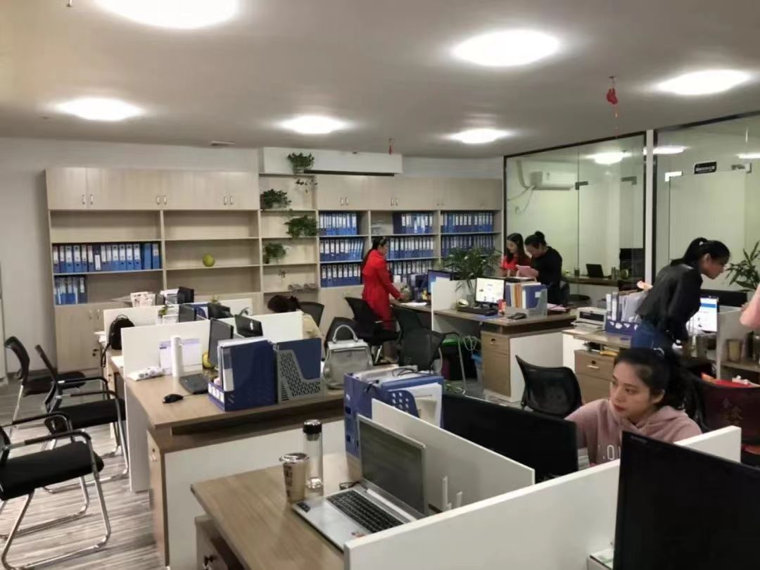 自己一个人做外贸一年能挣多少,自己做外贸soho一年能挣多少