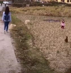 女友今年都二十三了，还是这样，是不是没救了哈哈哈好尴尬