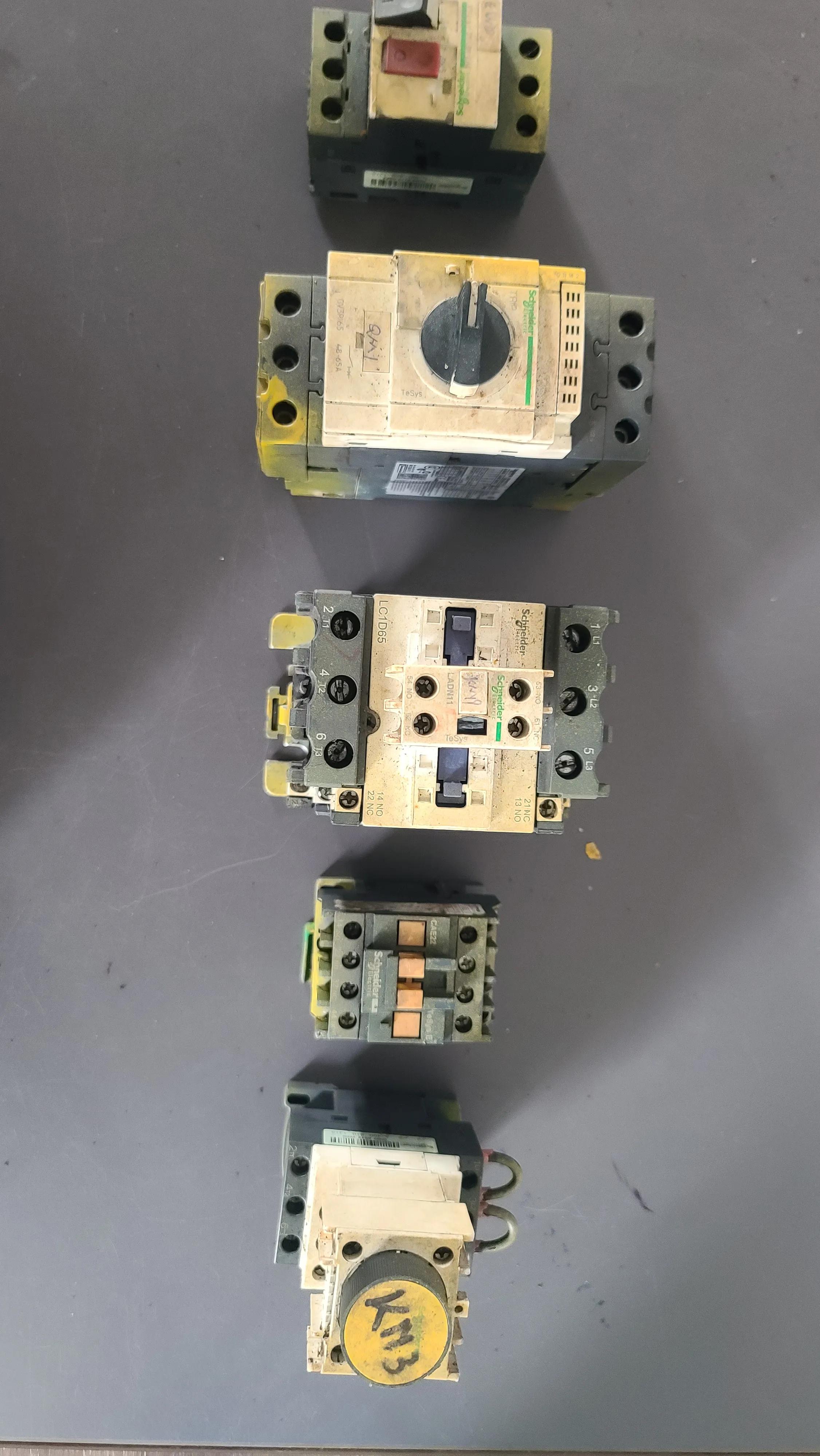 非洲塔吊安装工程