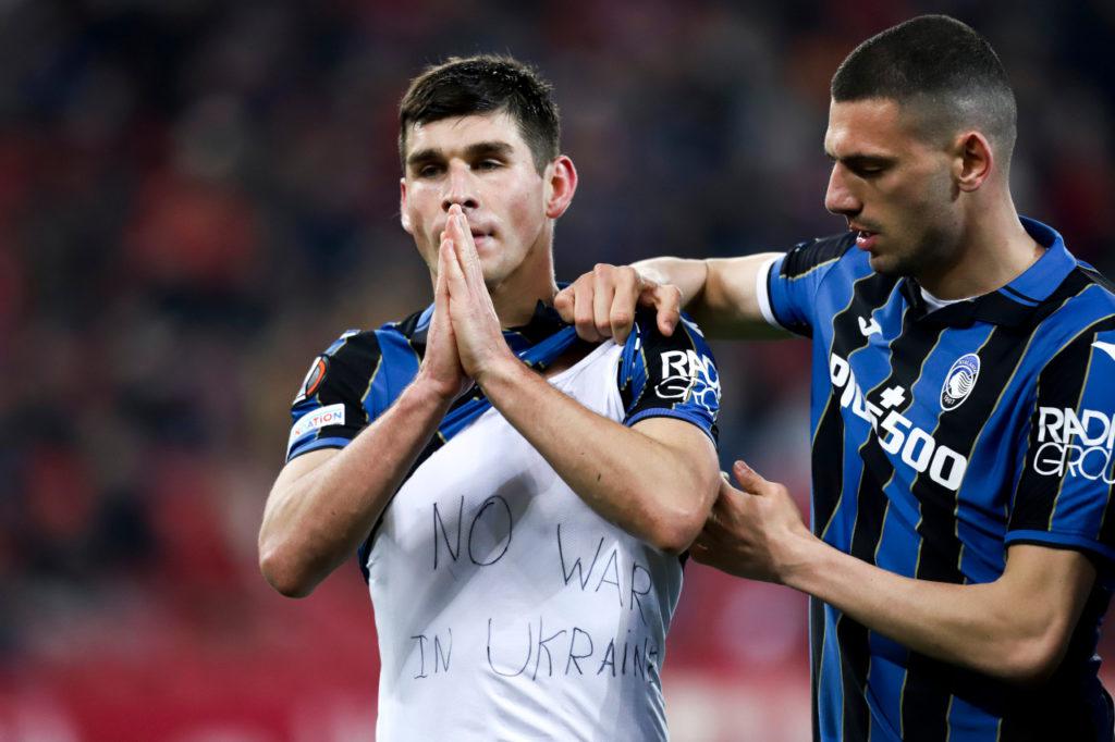 乌克兰球星祈祷,乌克兰足球巨星呼吁和平