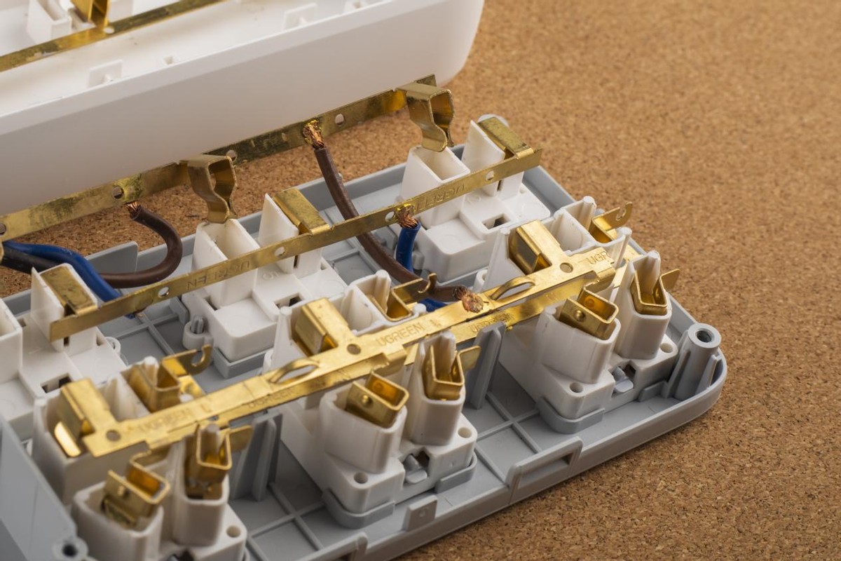 绿联排插,快充排插和普通排插