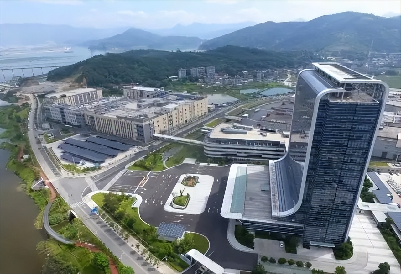 宁德时代汽车零部件排第一,中国最强企业宁德时代