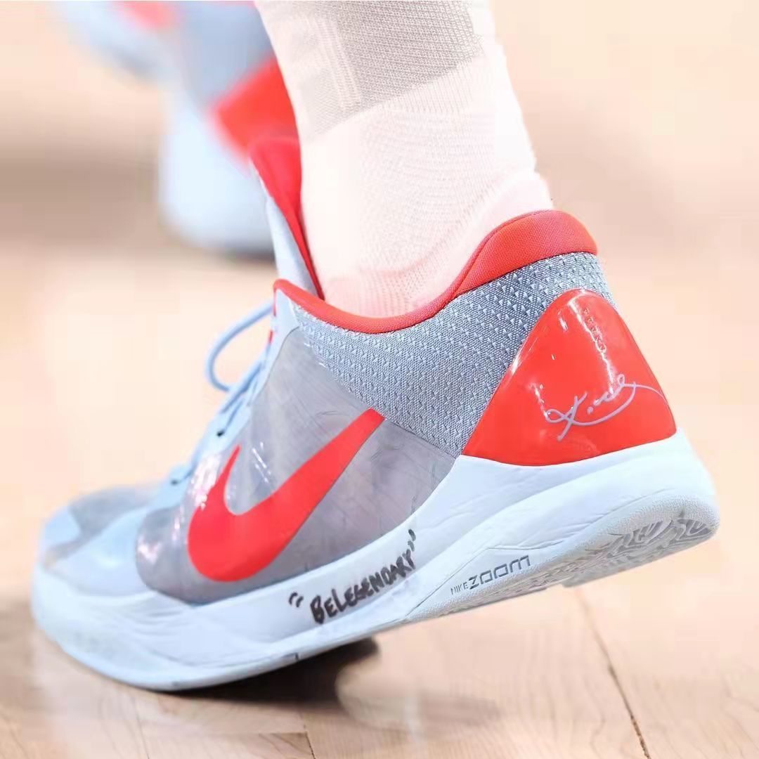 球鞋上脚集锦：0与1的美妙邂逅...