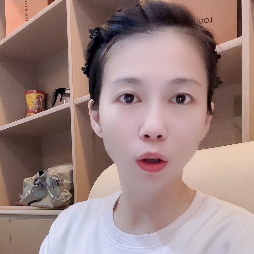 姐妹们，真正有用的产品从来都不便宜，尤其是脸上，一定要...