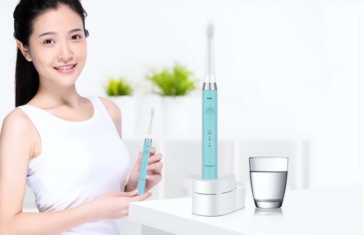 usmile电动牙刷和小米电动牙刷,什么品牌的电动牙刷比较好用