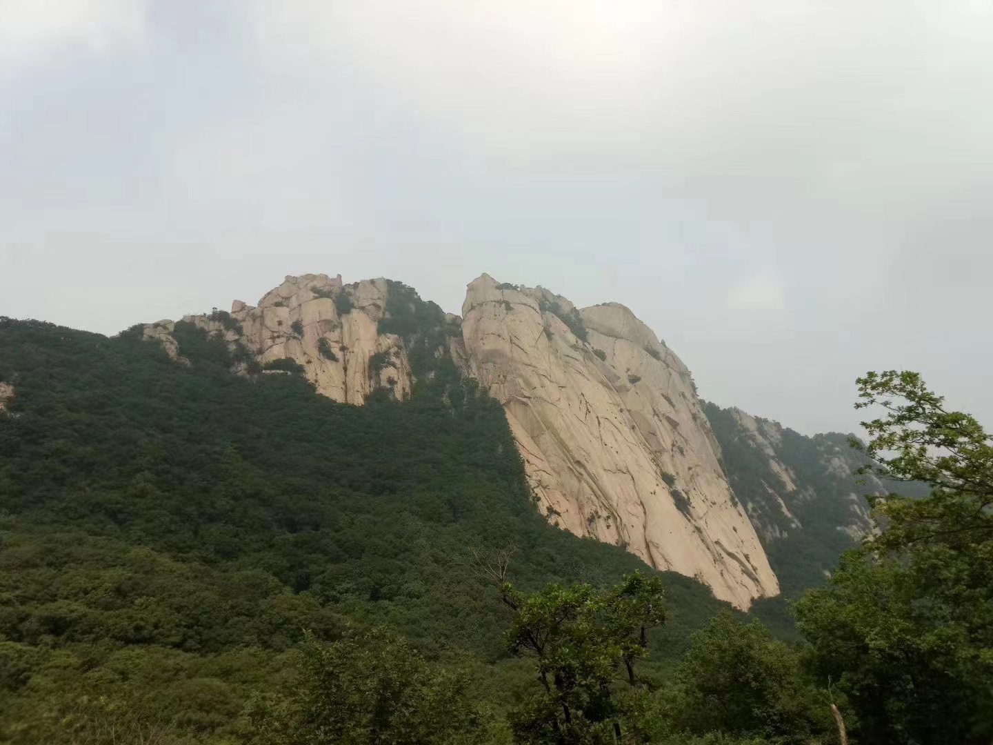 丹东一个美丽的地方,丹东是一个著名的城市