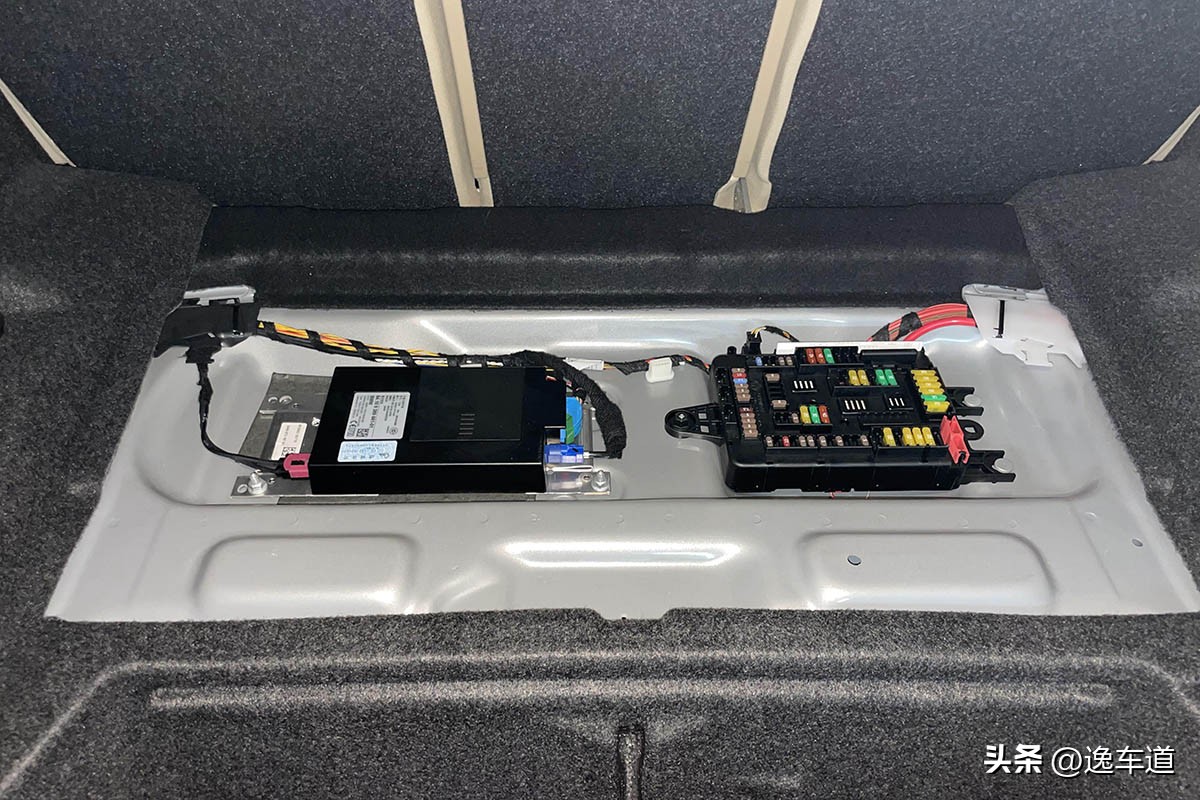 开了六年的宝马320如今只卖四折，划算吗？网友：买得起修不起