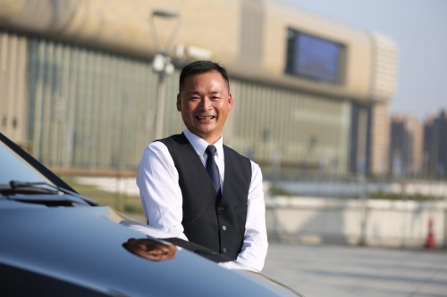 高端出行耀出行携程,耀出行商务车型