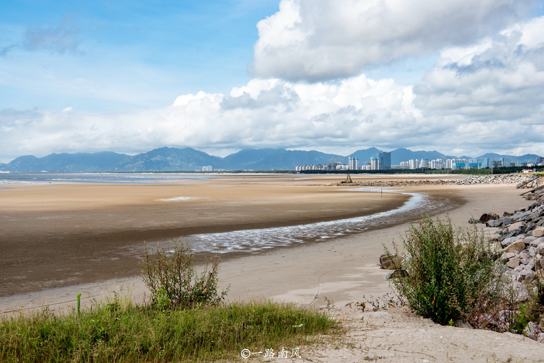 福建福州和厦门哪个城市实力更强,福建福州和福建厦门是一个地方吗