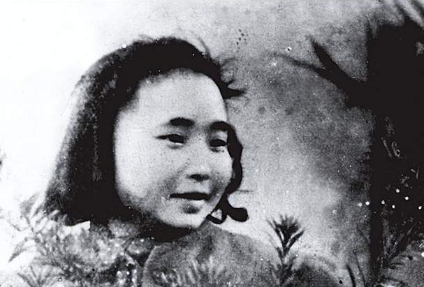 全程参与江姐受刑！沈醉晚年去香港探亲，却被其孙女逼得下不来台