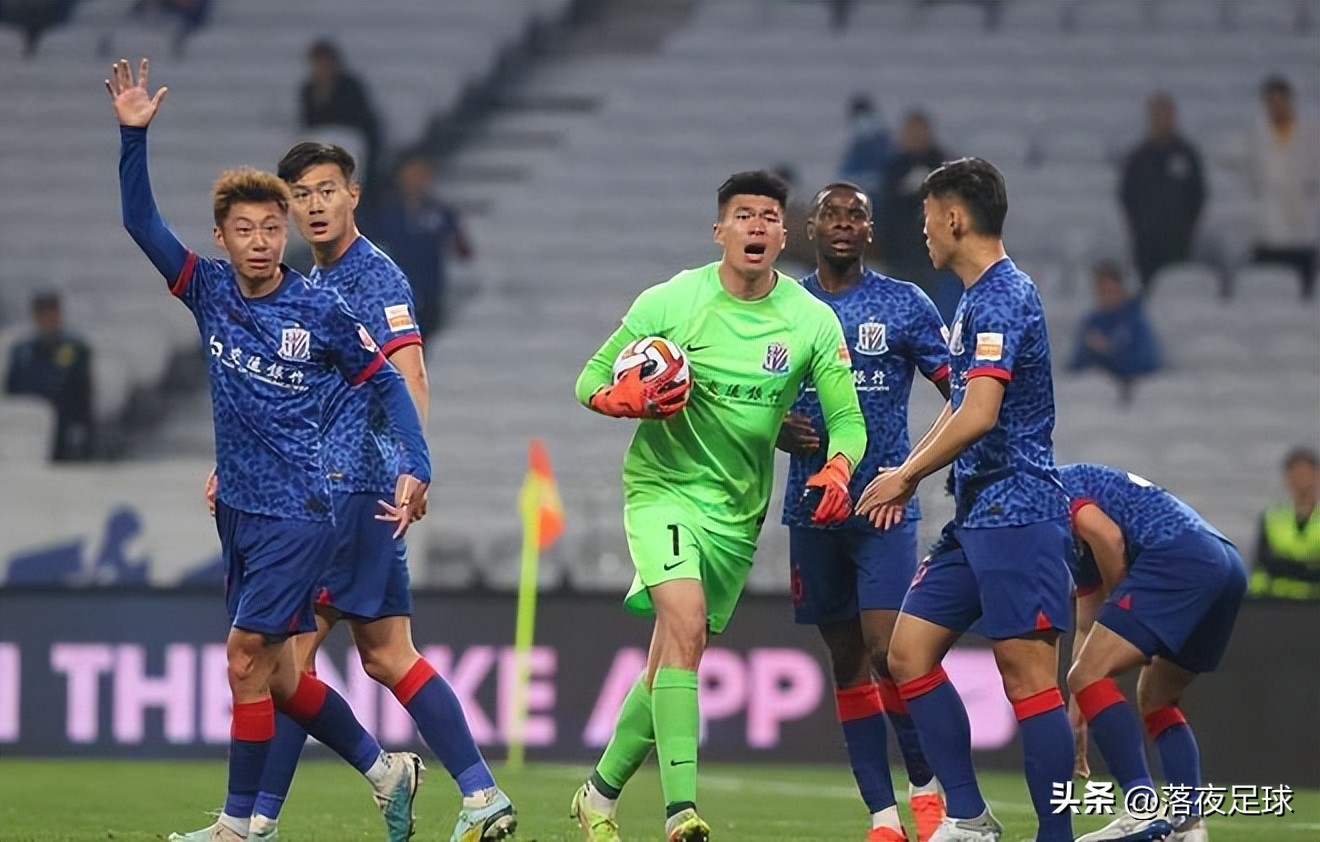 一拳毁掉自己前途！中超最冲动门将诞生！国家队资格和主力都悬了