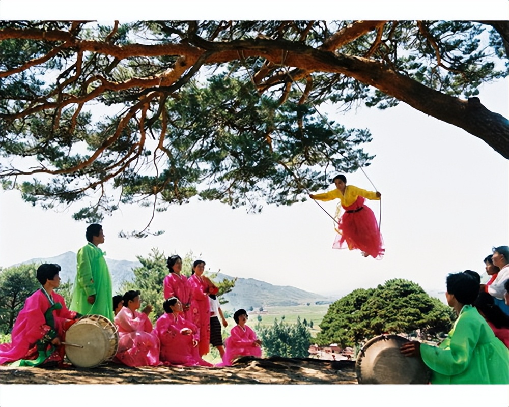 朝鲜人是高丽还是新罗的后裔,朝鲜人是什么民族后裔
