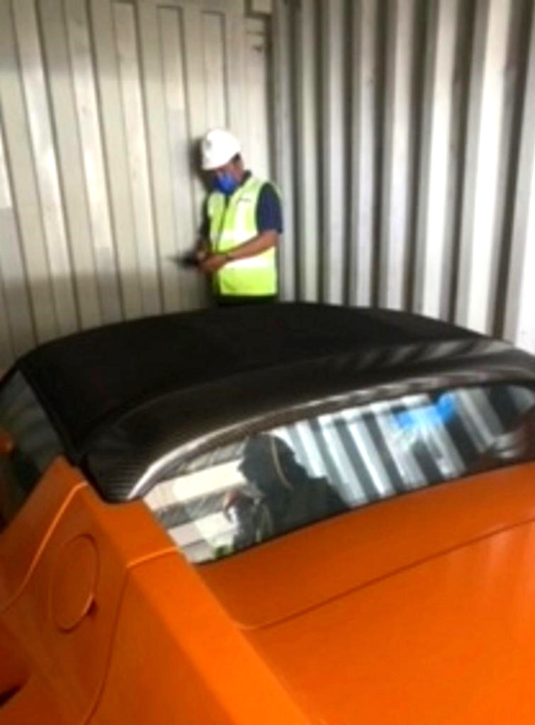 第一批特斯拉的真实现状,特斯拉10年前跑车