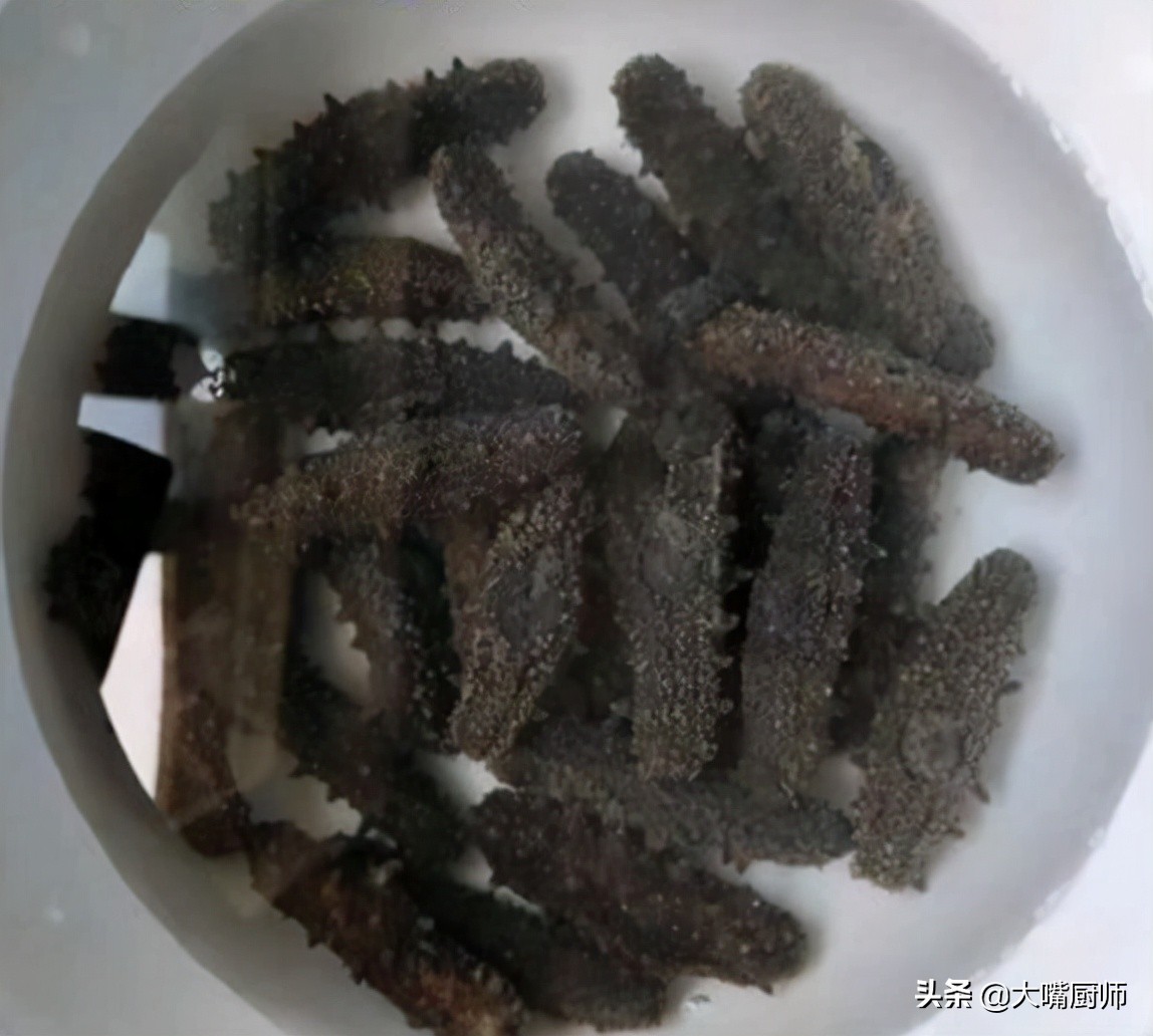海参凉水泡还是热水泡好,涨发海参时切忌接触什么