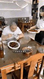 大美女的丘比特之箭已准备好射出，请你接箭