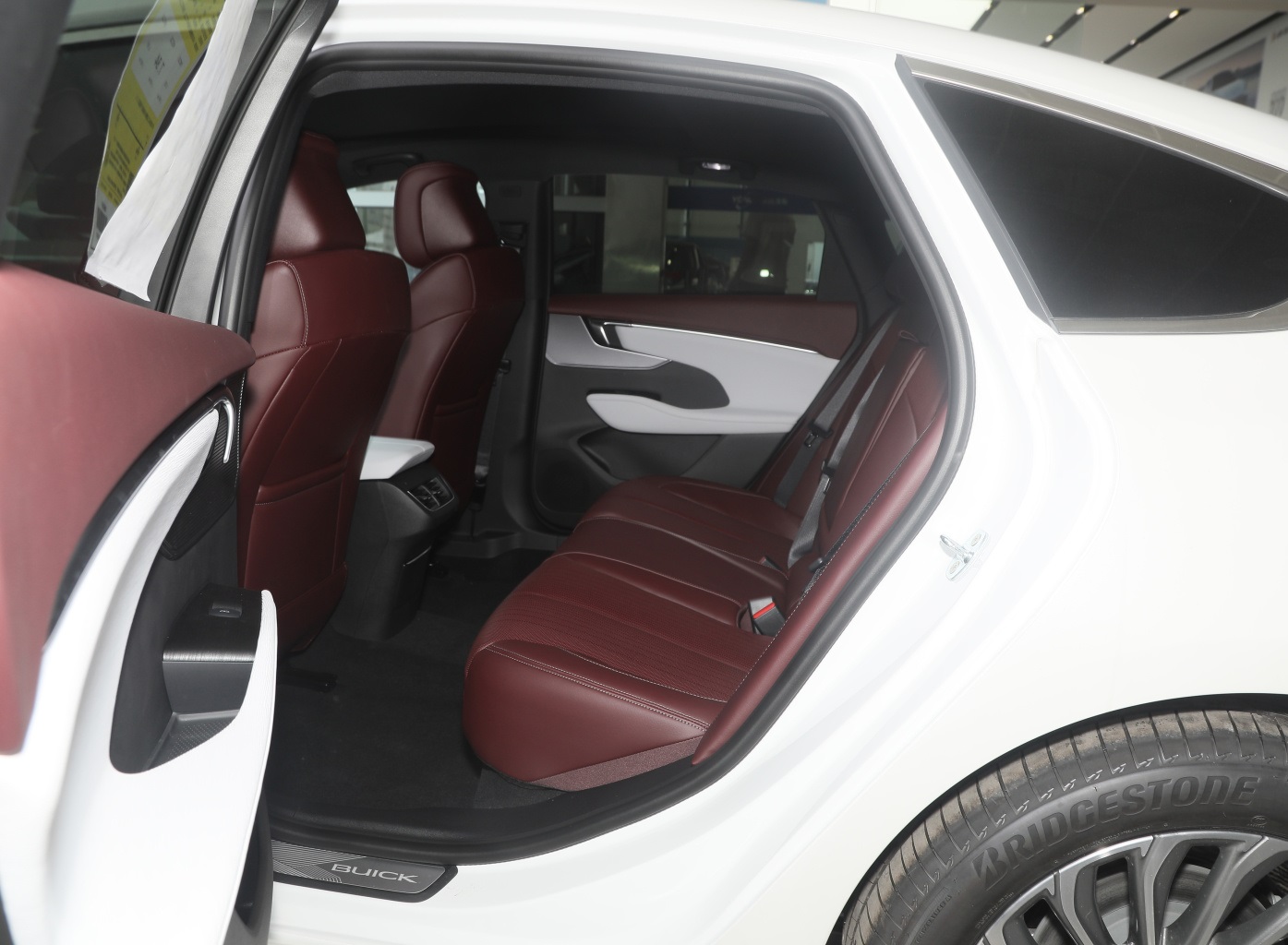 23款别克君越保值么,全新别克君越现在值得买吗