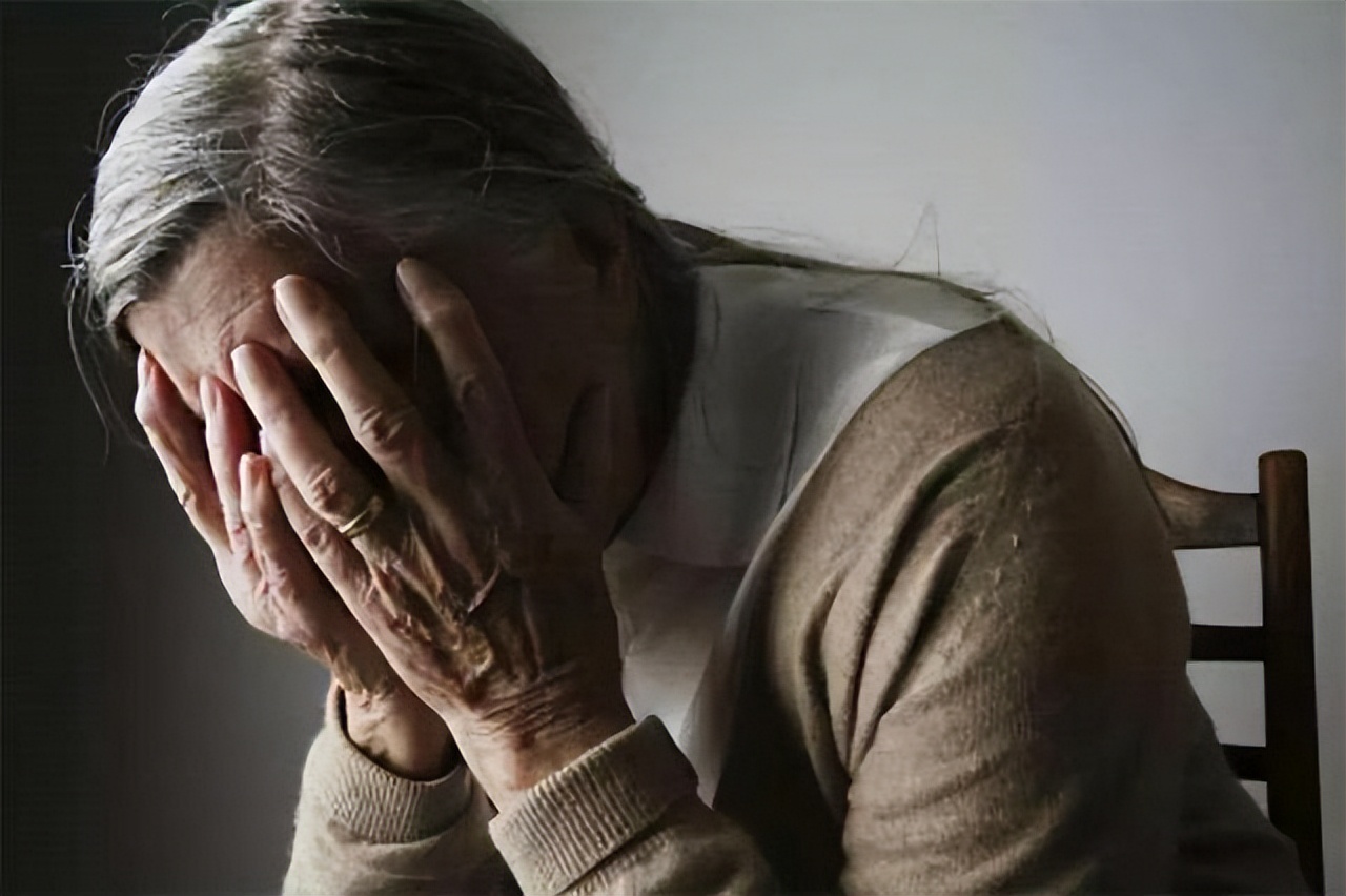 为什么老人得艾滋病,老人为什么得艾滋病多