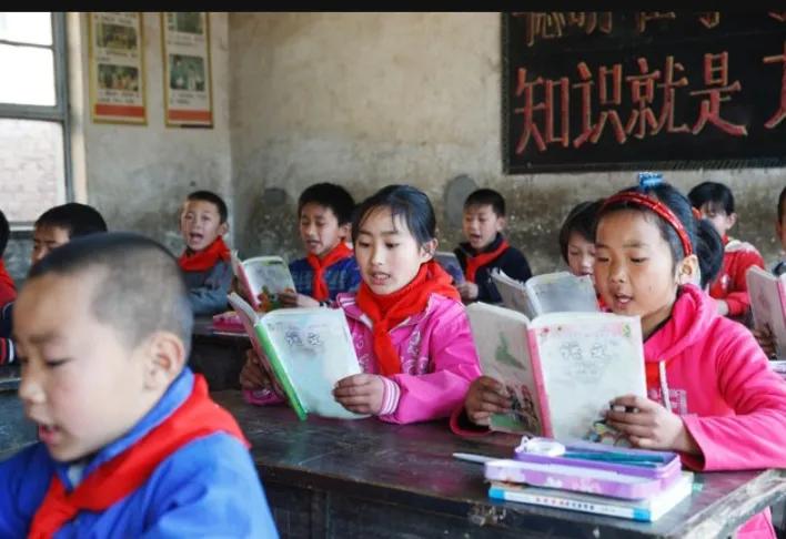 一份几千块钱的工作,第一份工作工资很低