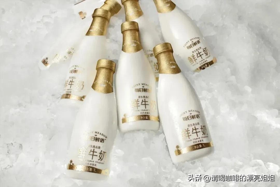 咖啡店常用的拿铁牛奶 (咖啡店用什么牛奶比较好)