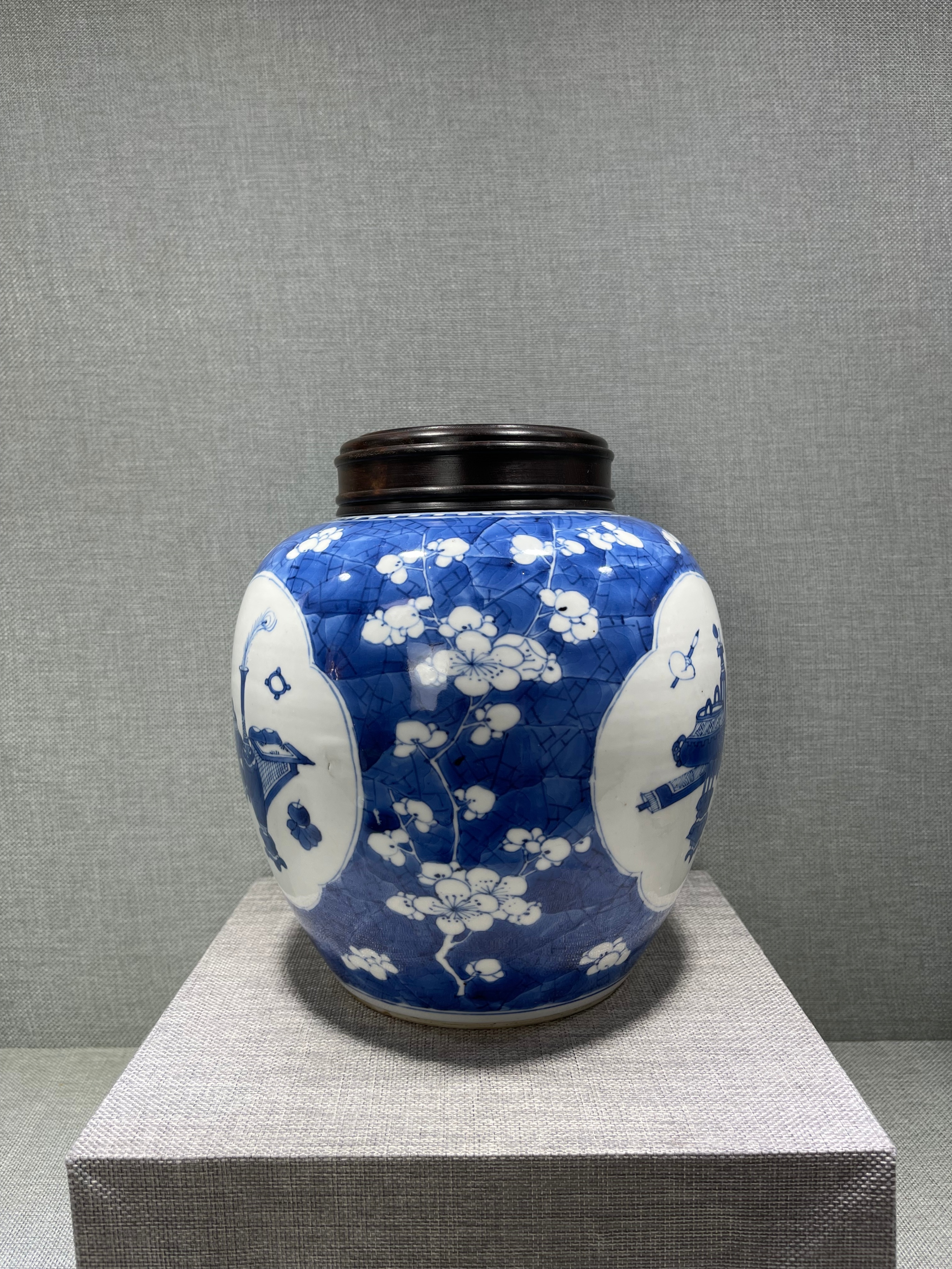 清冰梅瓷器,冰梅瓷器有没有官窑款式