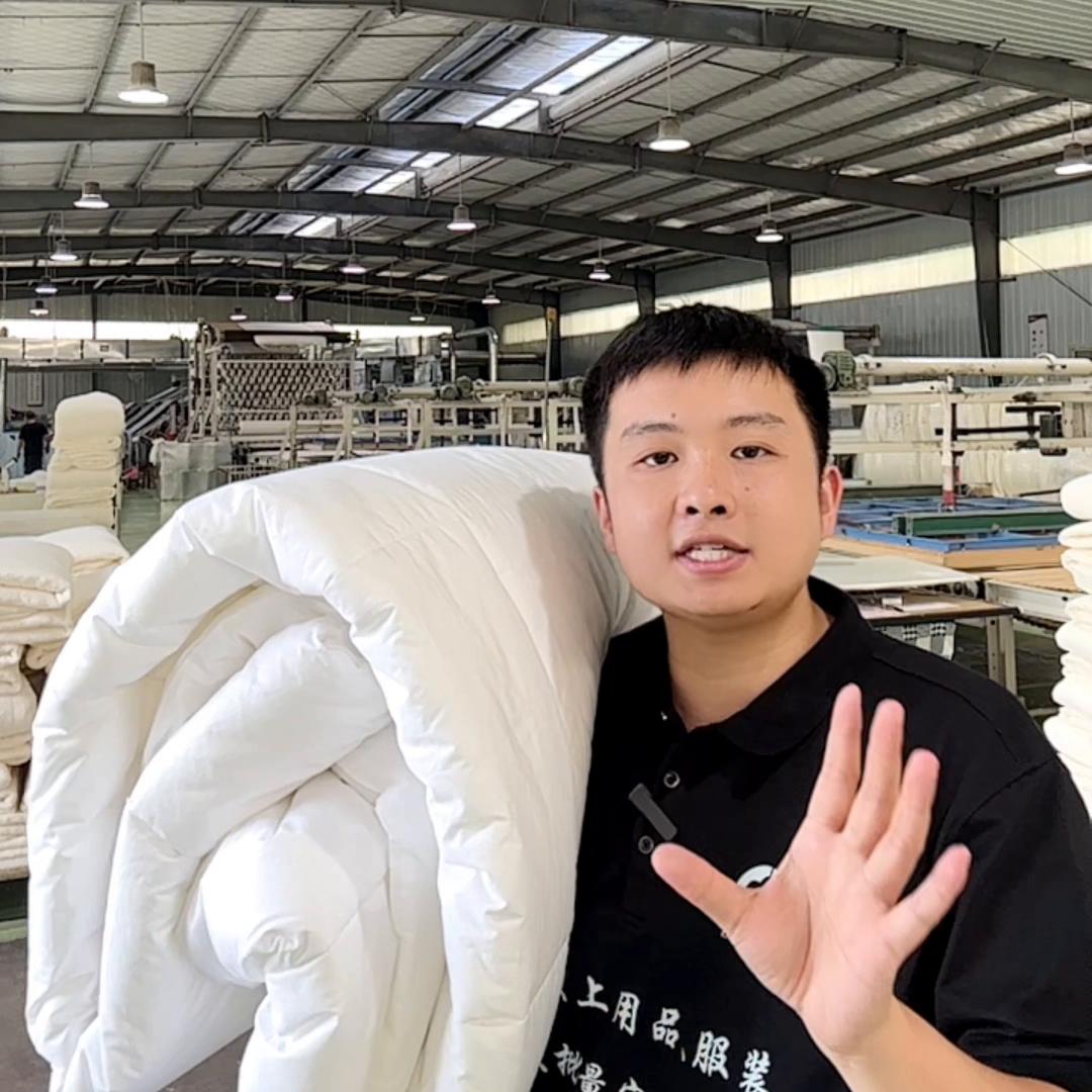 酒店纯棉棉被厂家直销价,民宿棉被生产厂家批发