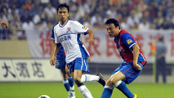 中超泰山队夺冠合集,中超山东泰山队2018年比赛集锦