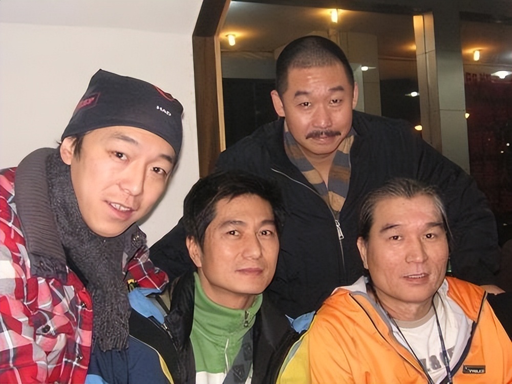 电影疯狂的石头搞笑片段,搞笑喜剧片疯狂的石头