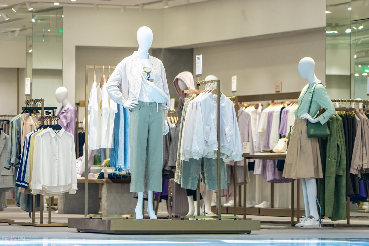 品牌女装货源进货渠道有哪些,女装店必看的10种货源