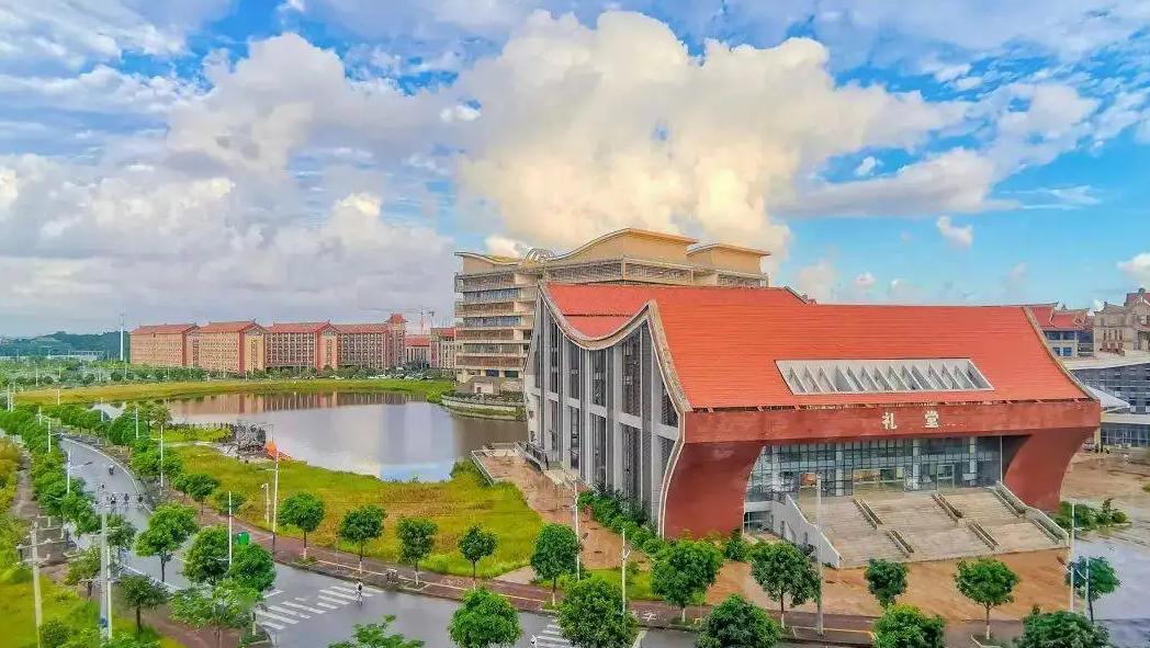 广西处境最尴尬的大学,广西高校存在问题