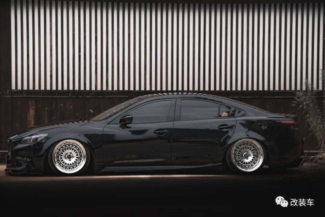 阿特兹超大气,阿特兹车身稳重