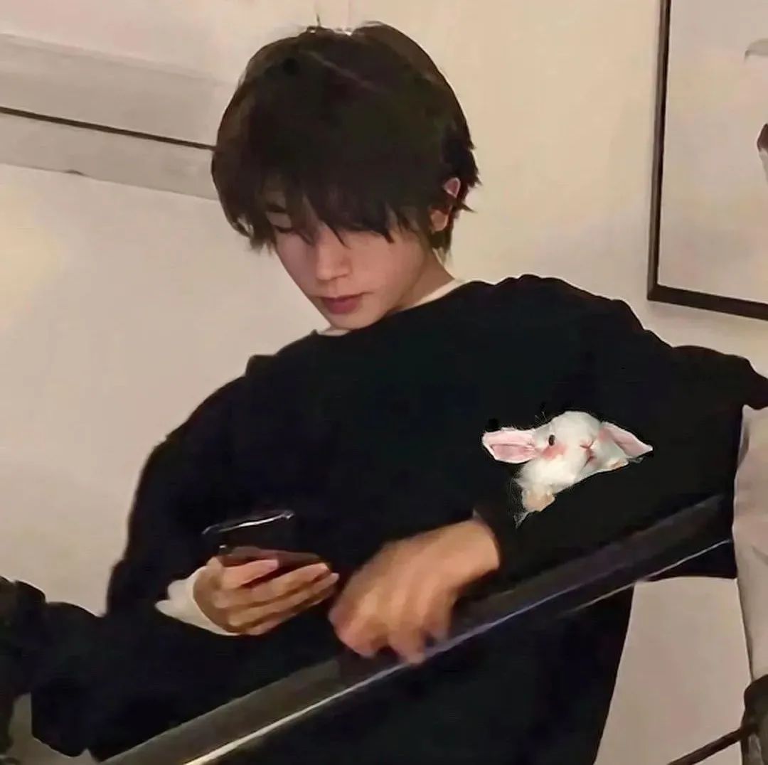 情侣头像来我身边给你温暖,情侣头像我细数时光只为与你相见