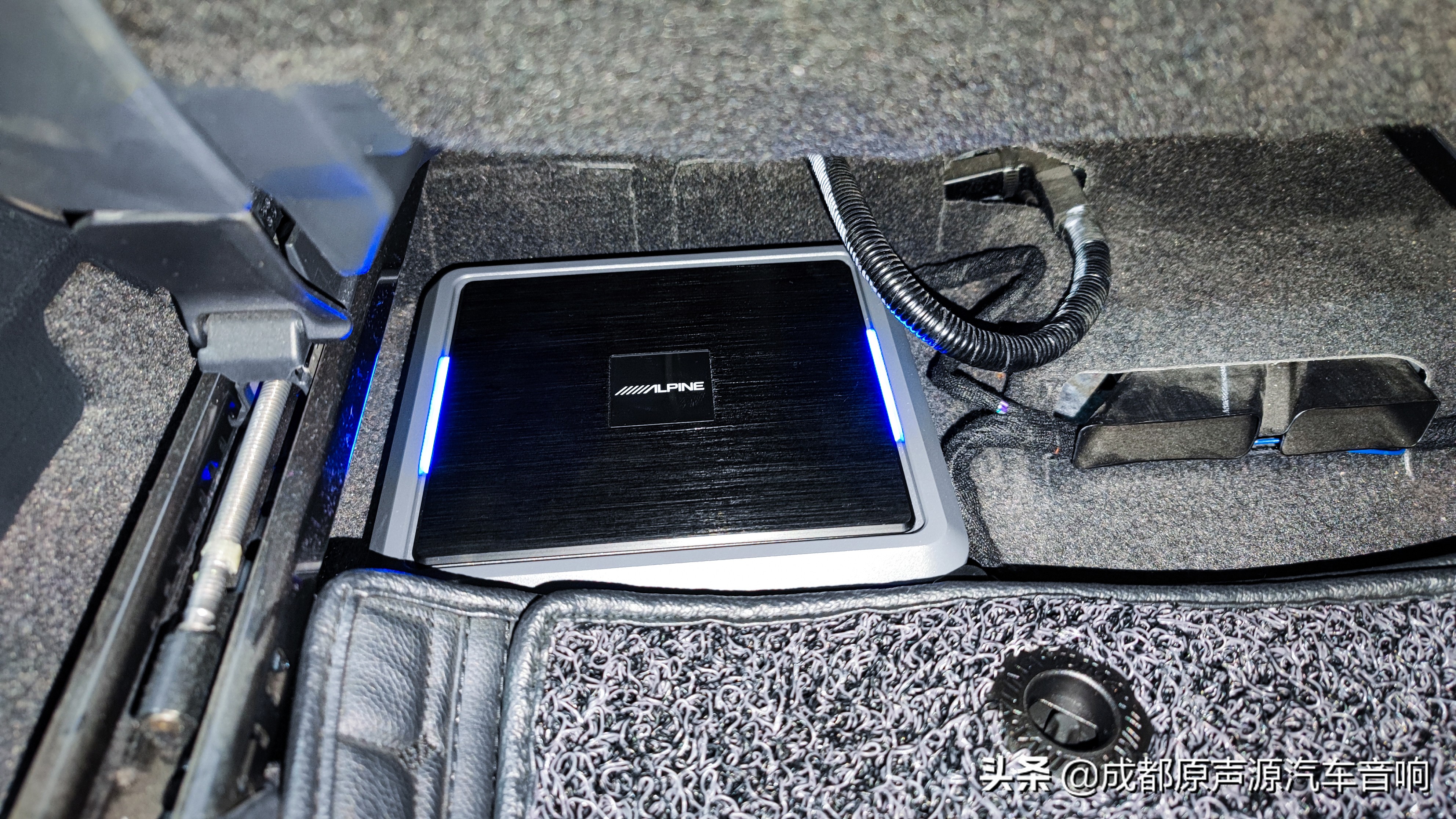 亚洲龙音响改装汽车音响,19款亚洲龙汽车音响喇叭改装