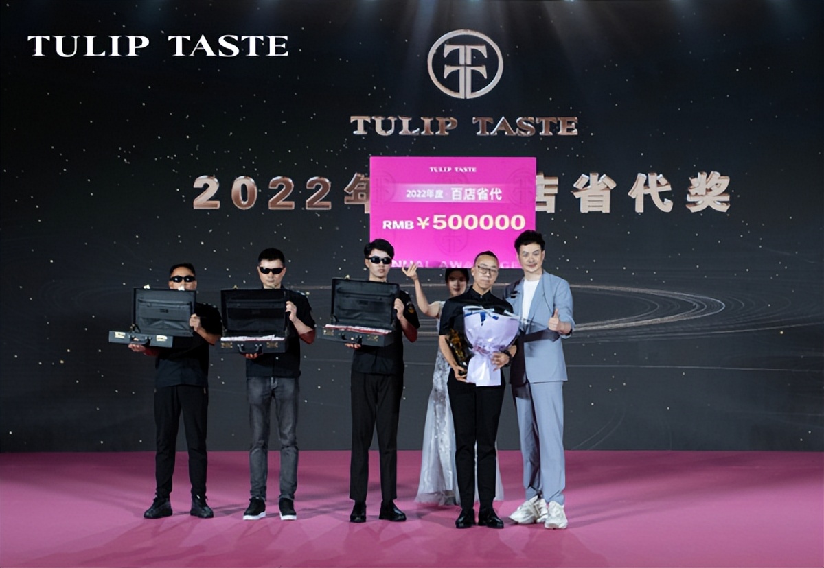 凝聚青春力量奋进新的征程,凝聚青春正能量逐梦扬帆再起航