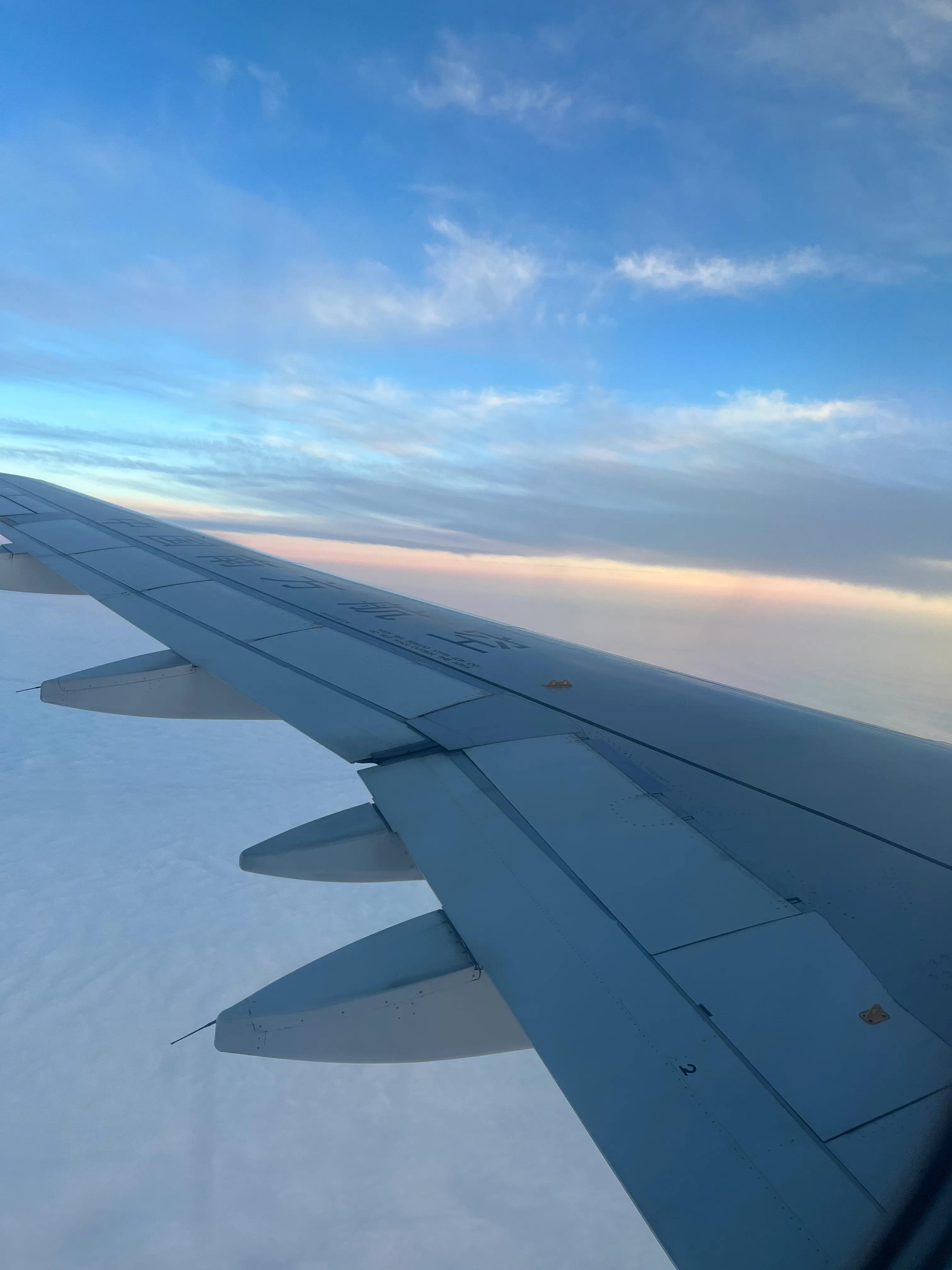 第一次坐飞机行李托运详细流程,第一次网上购票坐飞机详细流程