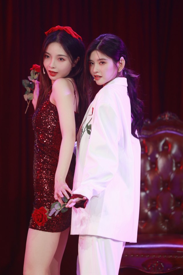 snh48林思意毕业完整版,snh48林思意的表演