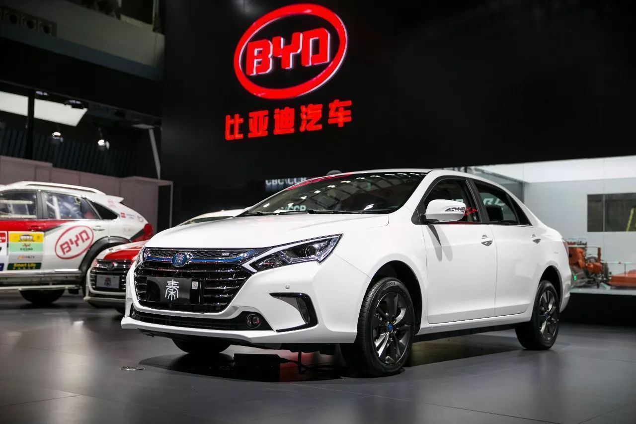 为何穿过阿迪、耐克羽绒服的人，都开始换回国产波司登了？