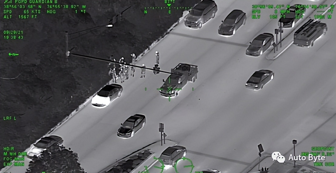 特斯拉使用的自动驾驶传感器,特斯拉自动驾驶用到哪些传感器