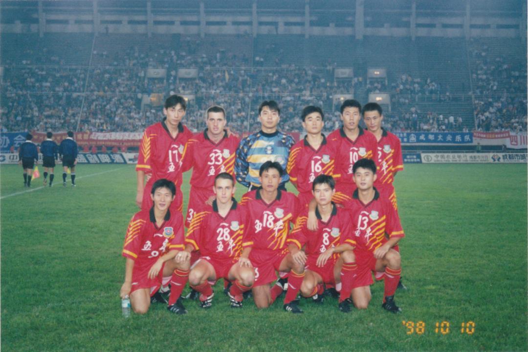 2022足球全家福高清图片,原成都五牛足球队照片和名单