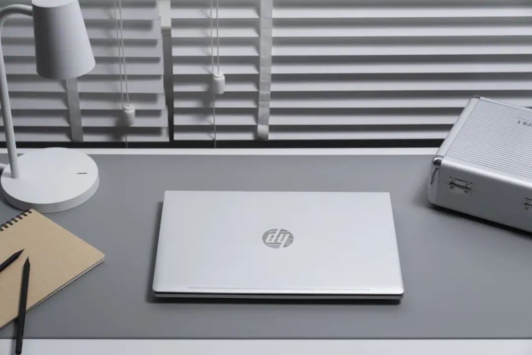 惠普战66和thinkpadt14哪个好,惠普战66和荣耀magicbook14对比