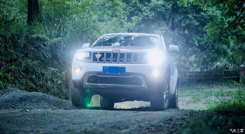 偷得浮生半日闲清茶淡盏两相欢,偷得浮生半日闲小杯浅酌思年华