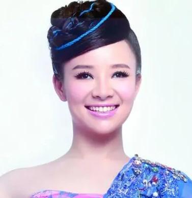 盲人歌手刘赛生女儿还是男孩,盲人歌手刘赛结婚的全部视频