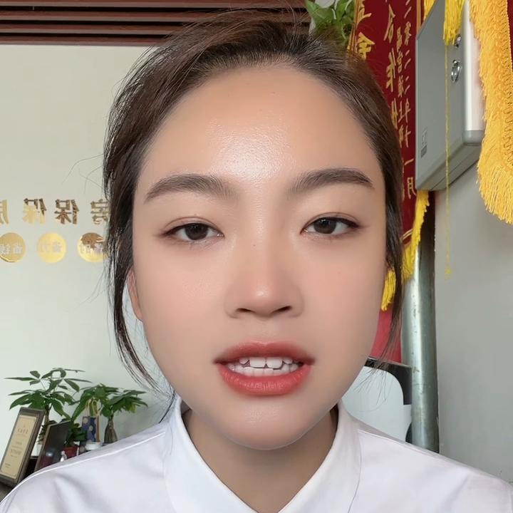 这个社会很现实一切靠自己最好,这个社会很现实天上不会掉馅饼